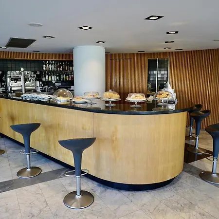 维多利亚大酒店 酒店